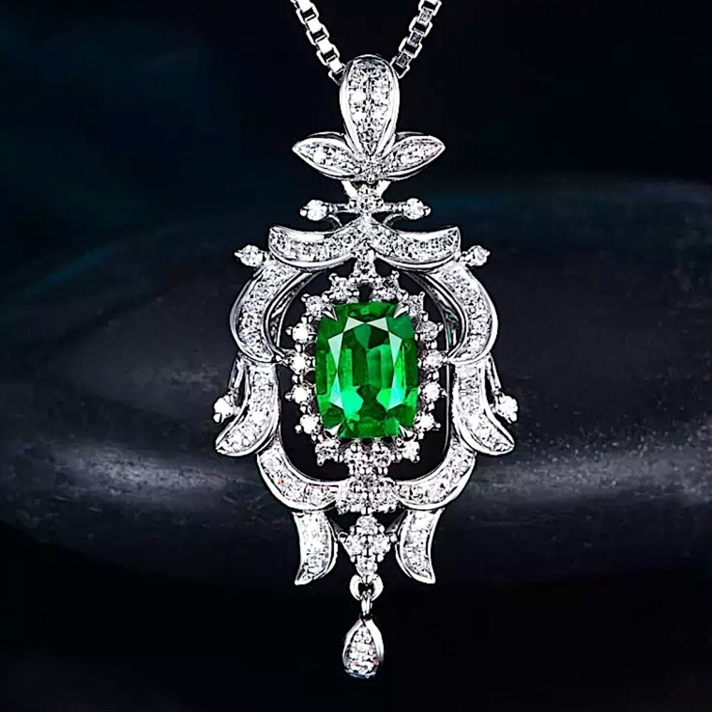Emerald Green Sterling Silver Crystal Pendant Charm Necklace